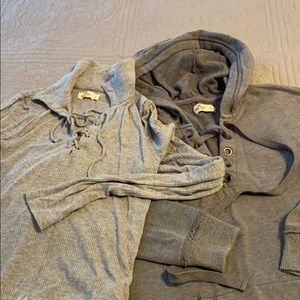 Hollister bundle 2 shirts grey